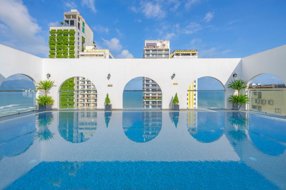 Golden Lotus Hotel Da Nang 4*