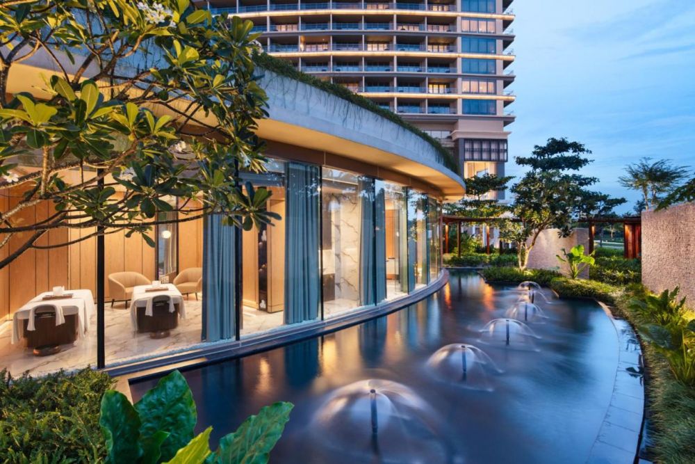 New World Hoiana Beach Resort 5*