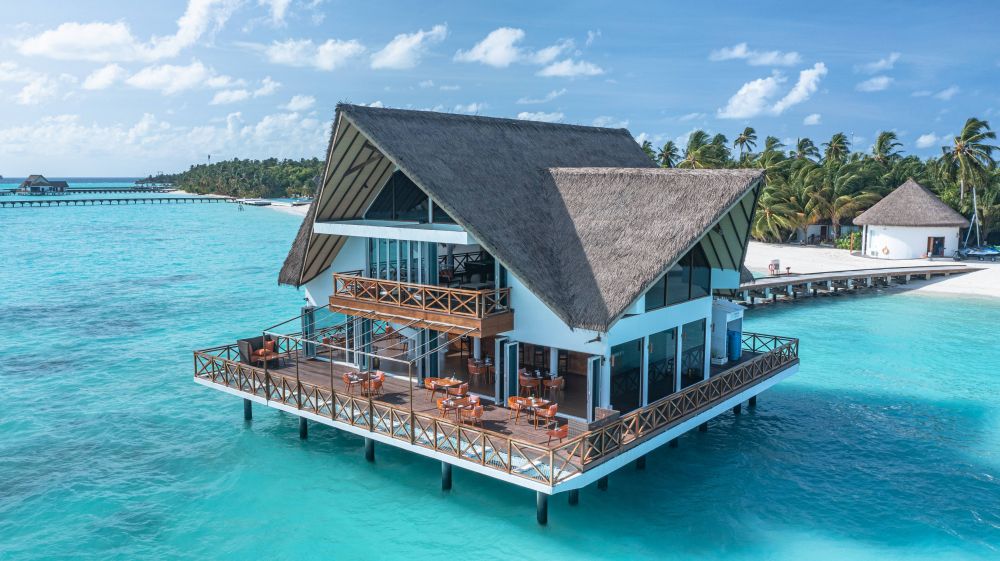 Mercure Maldives Kooddoo 4*