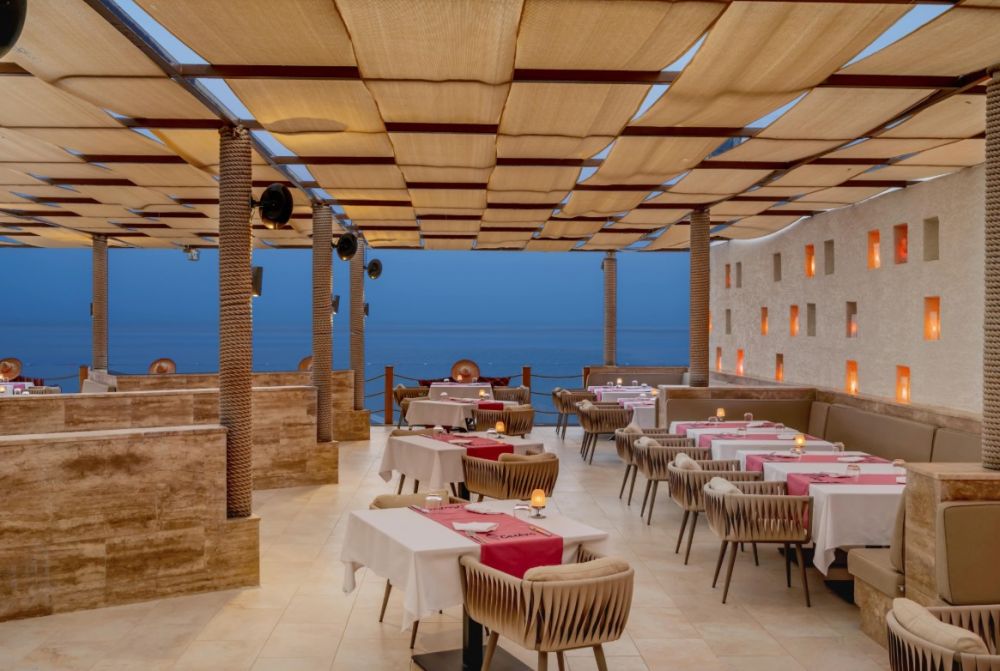 Rixos Sungate 5*