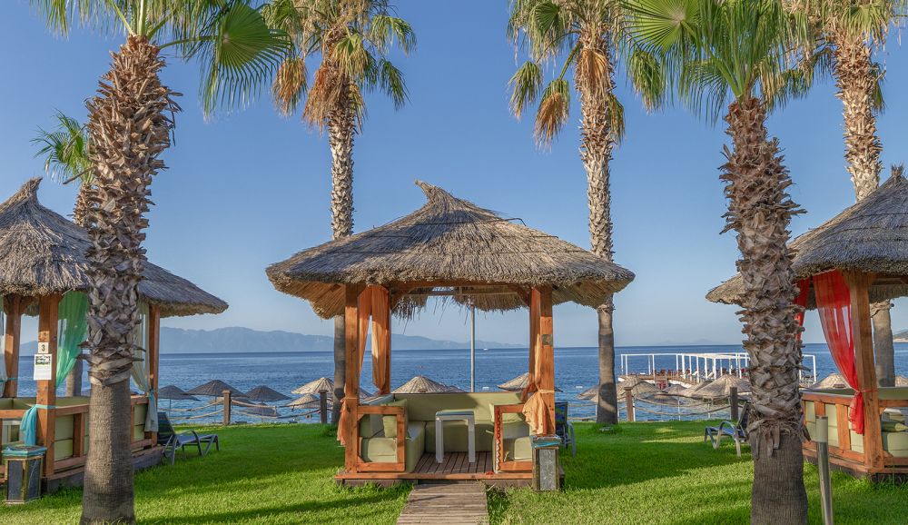 Latanya Park Resort Hotel 4*