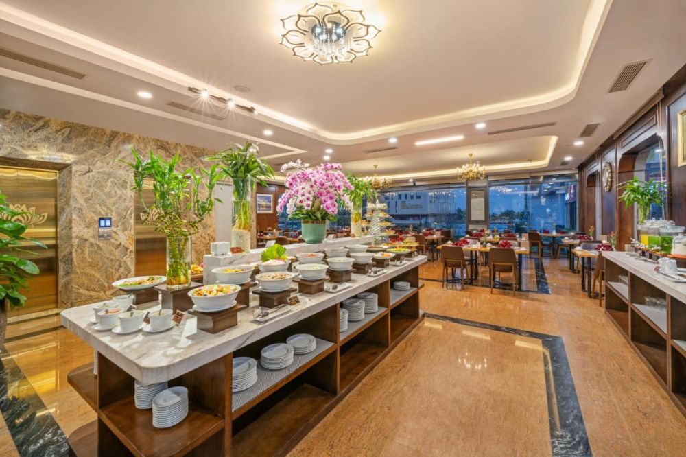 Golden Lotus Hotel Da Nang 4*