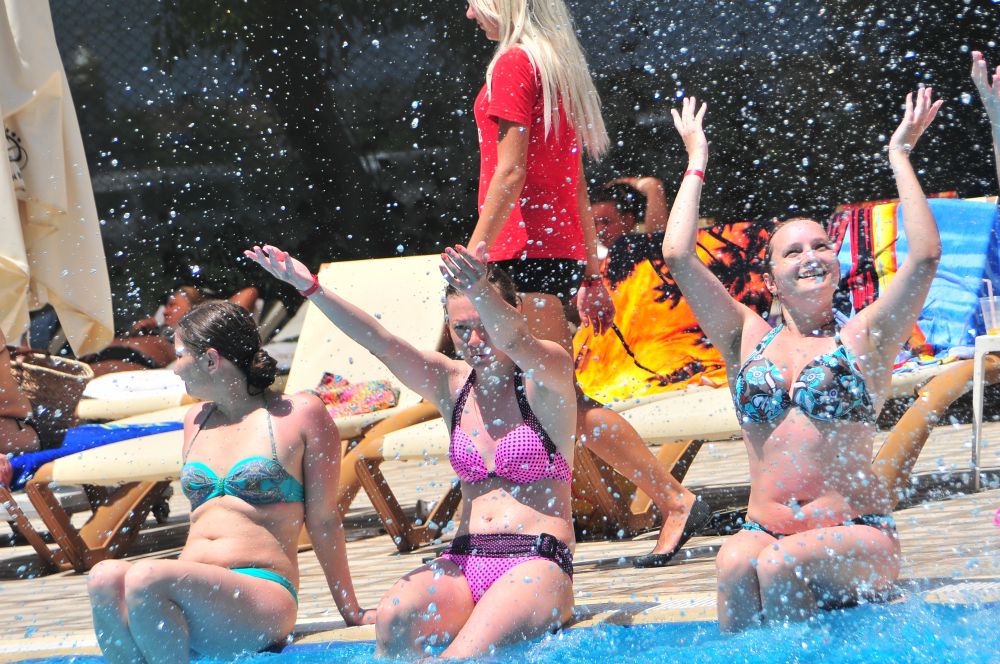 Asrin Beach Hotel 4*