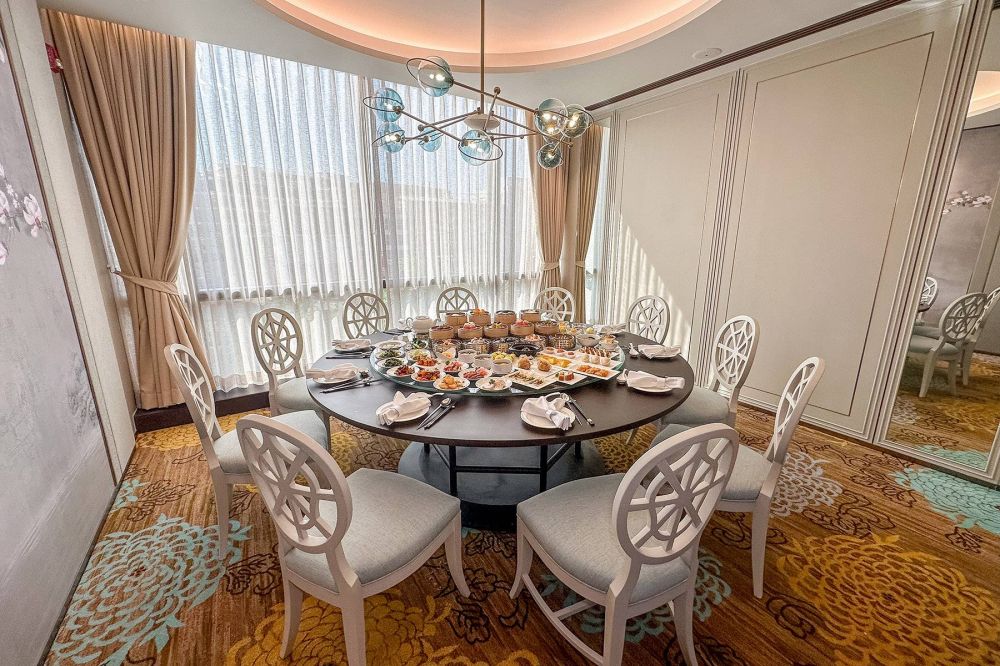 Swissotel Bangkok Ratchada 5*