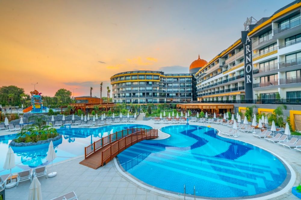 Arnor Deluxe Hotel & SPA 5*