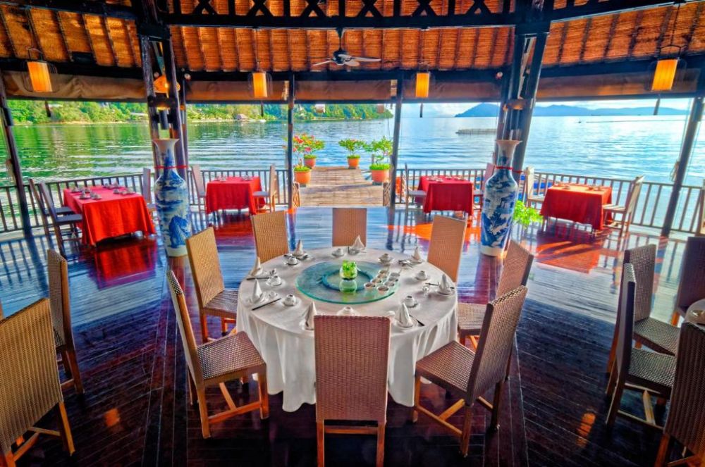Gayana Marine Resort 5*