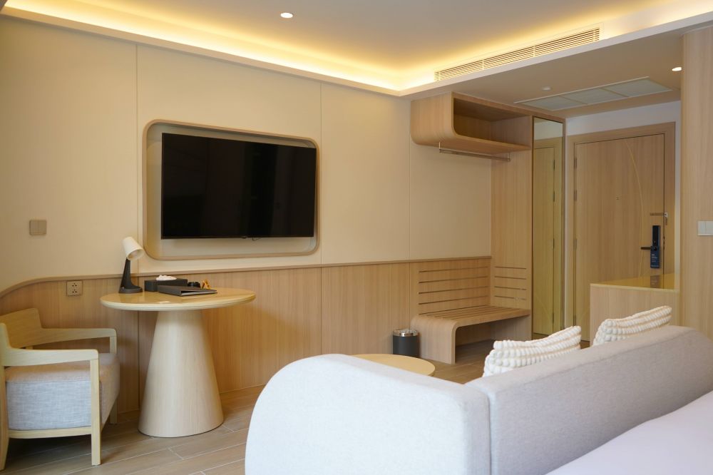 Deluxe Plus (Building 2), Wyndham Garden Naithon Phuket 5*