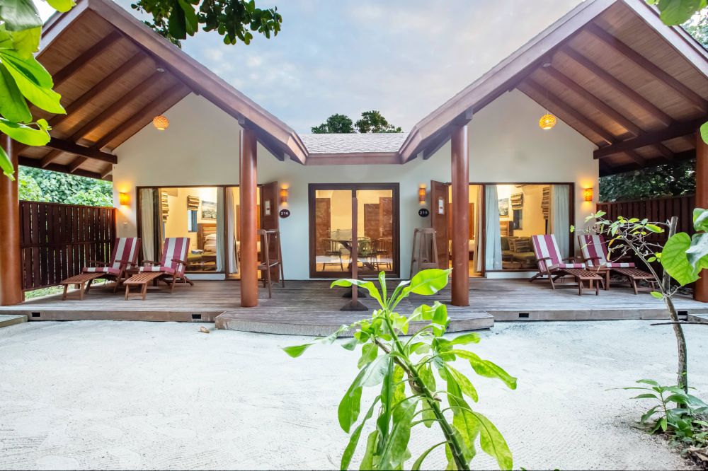 2-Bedroom Garden Suite, Reethi Faru Resort 4*