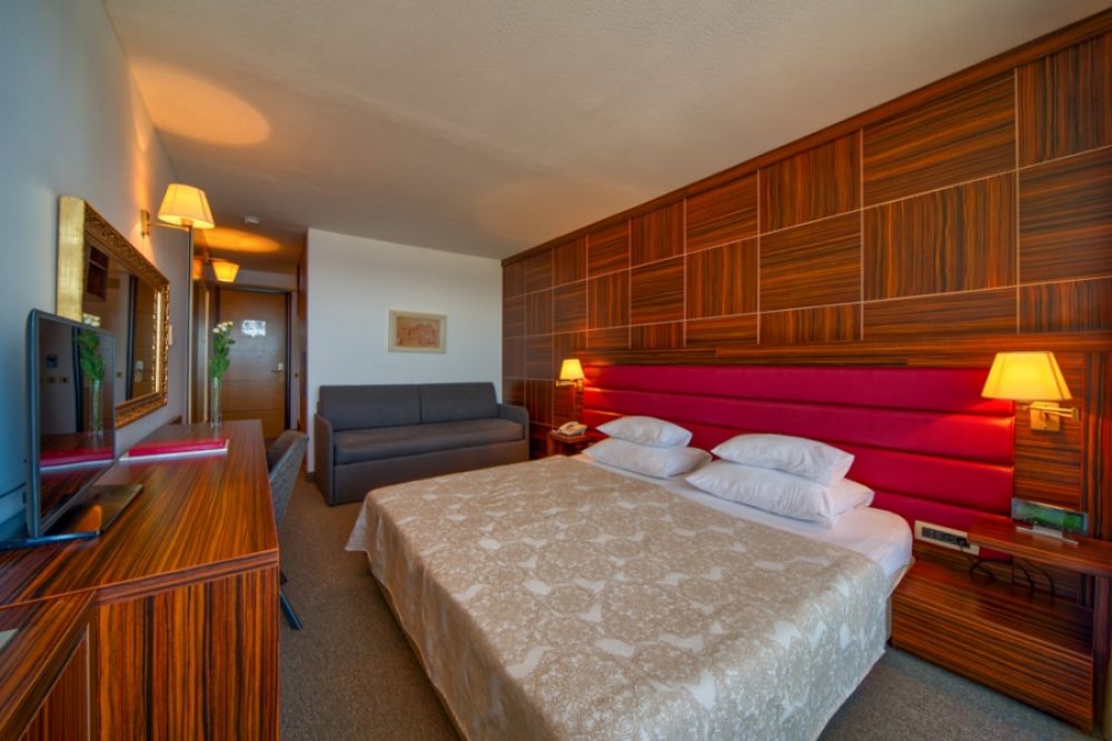 DBL Sea View, Palas 4*