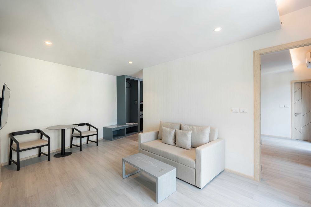 One Bedroom Suite Room, Best Western Plus Carapace Hotel Hua Hin 4*