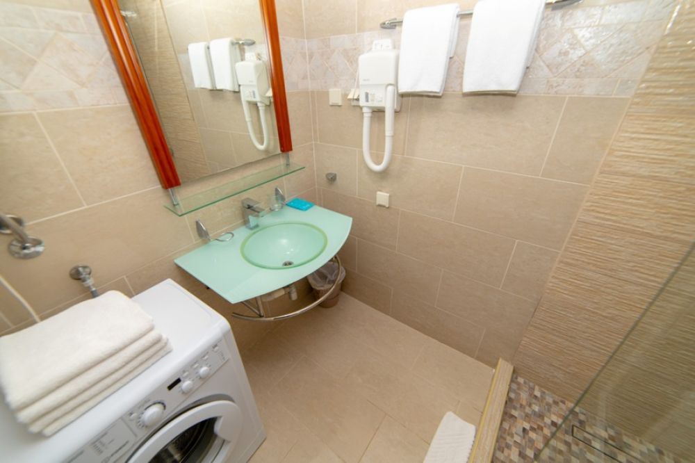 APP 04+2 Two Bedrooms Sea View, Obala Ponta 4*
