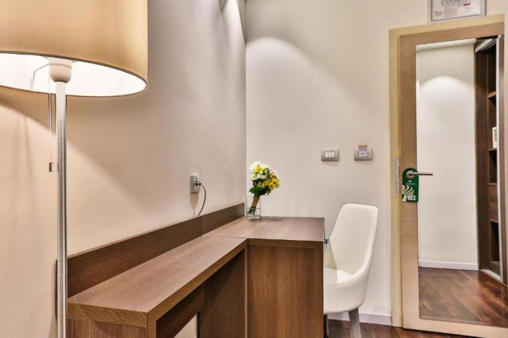 DBL Superior Sea View, Palma Tivat 4*