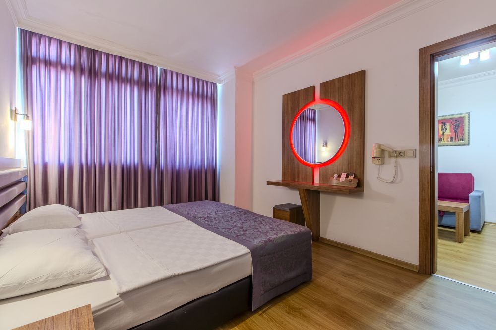Suite Room, Bonapart Sealine Hotel 3*
