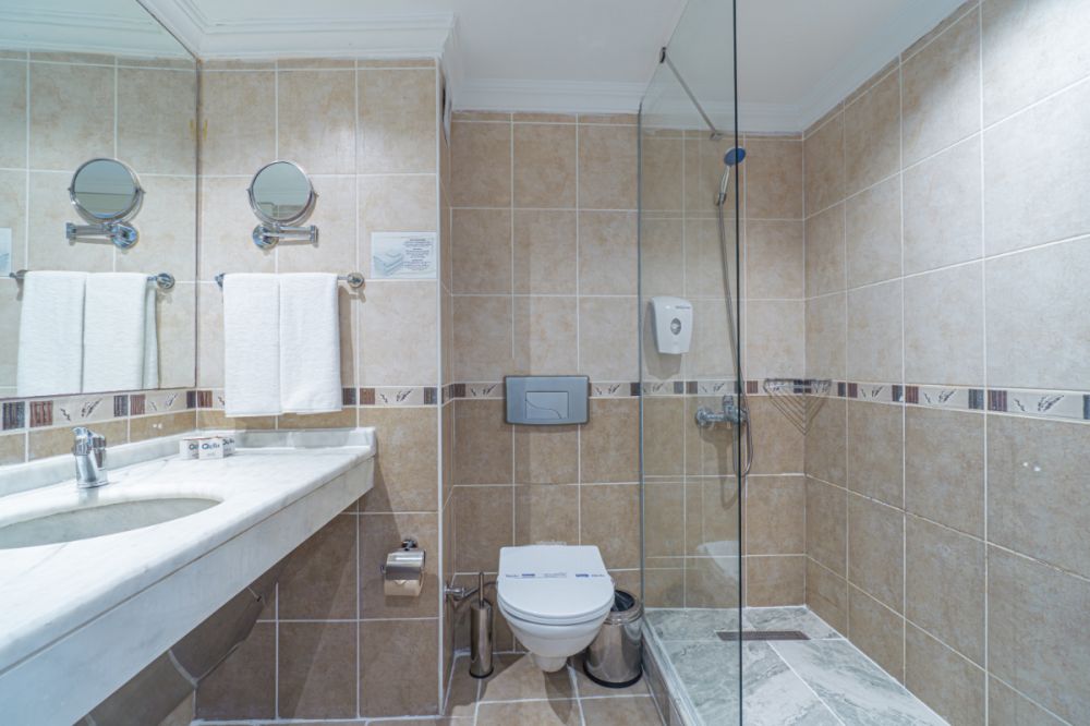 Standard, Q Ella Beach Hotel 4*