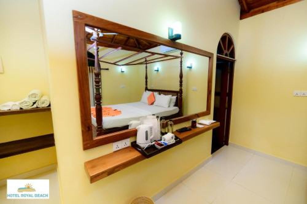 Сabana, Royal Beach Hotel & Restaurant 2*