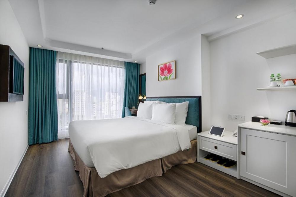 Grand Deluxe Partial OV, Adaline Hotel and Suite 4*