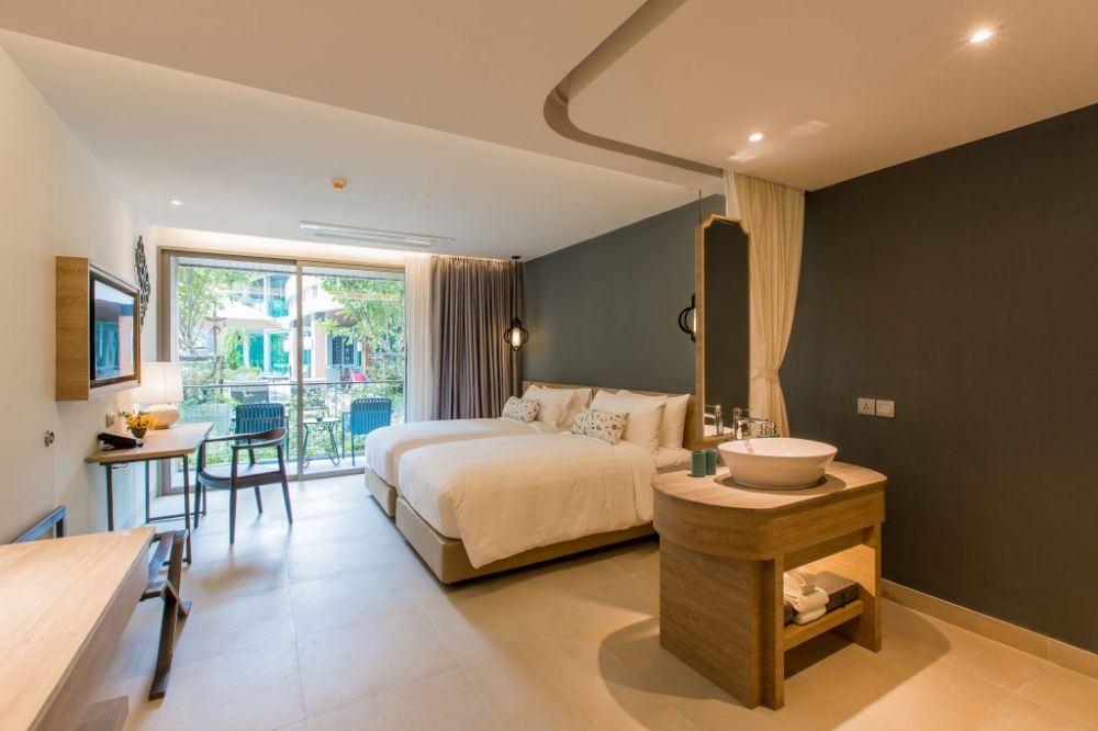 Deluxe, Fusion Suites Phuket Patong (ex. Mai House Patong Hill) 5*