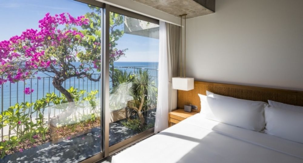 Deluxe Oceanfront with/without Balcony, Chicland Hotel 4*