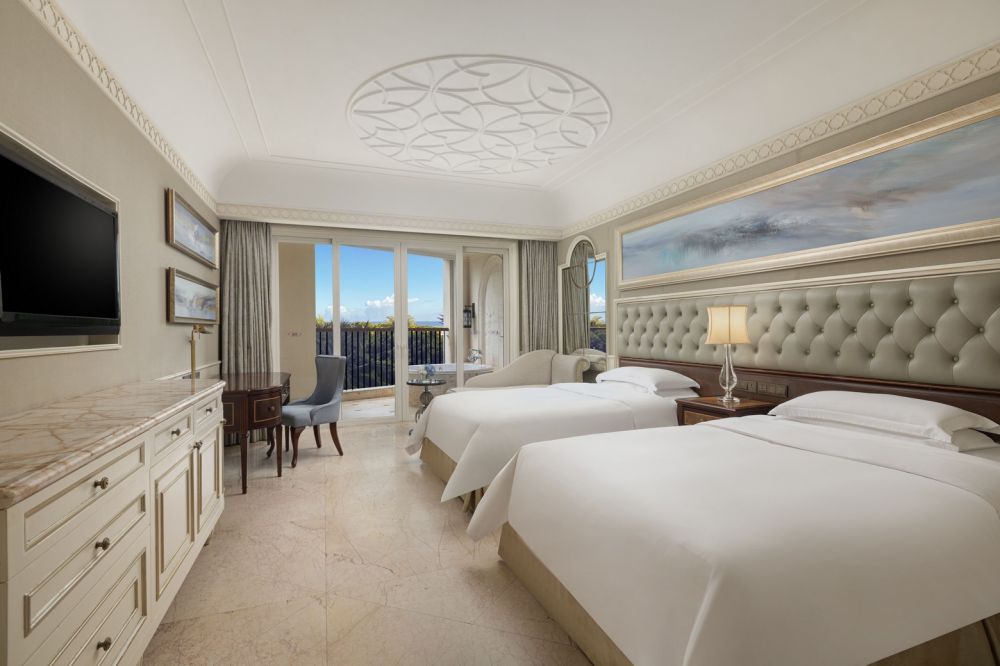 Crowne Plaza Garden Sea View Room, Crowne Plaza Resort Sanya Bay 5*