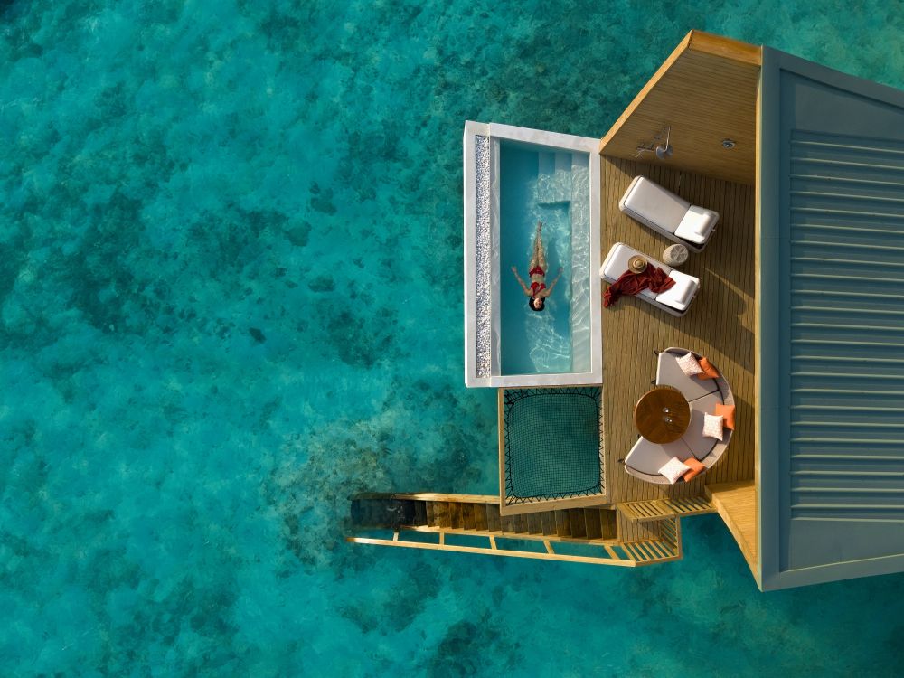 Mirage Overwater Sunrise Pool Villa, Centara Mirage Lagoon Maldives 4*
