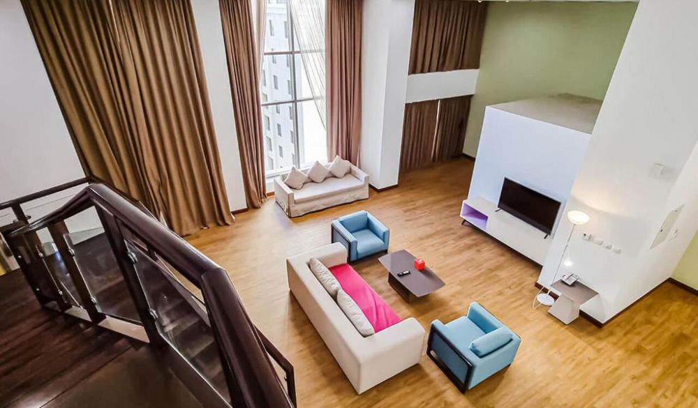 One bedroom Penthouse King Suite City View, Ramada Hotel & Suites By Wyndham Jbr (ex. Hawthorn Suites) 4*