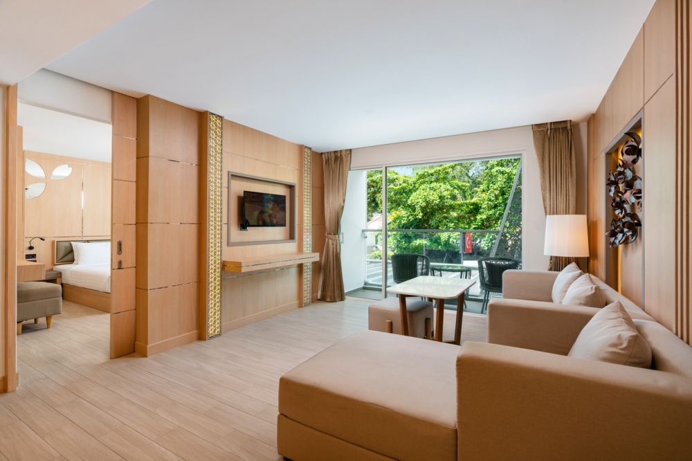 1-Bedroom Suite City View, Clarian Hotel Beach, Phuket 4*