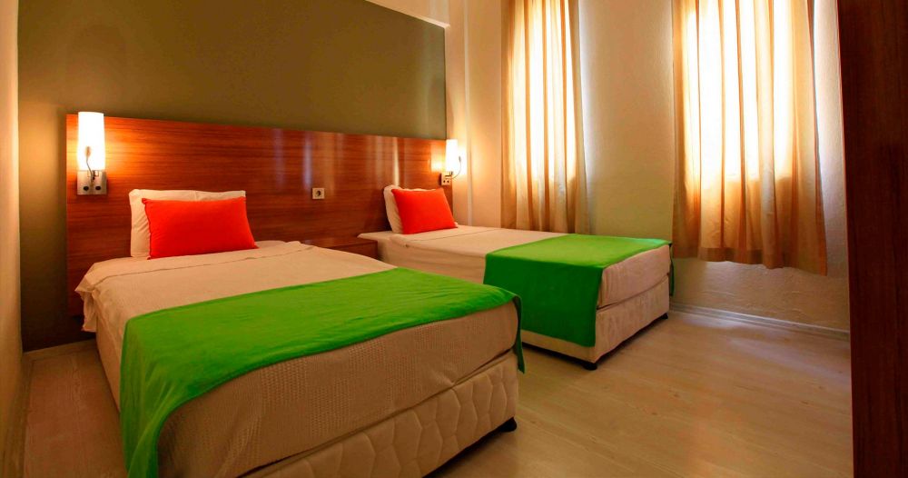 Family Suite Room 2, Sunlight Garden Hotel 3+