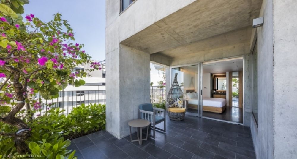 2 Bedroom Ocean Front Apartment with Balcony, Chicland Hotel 4*