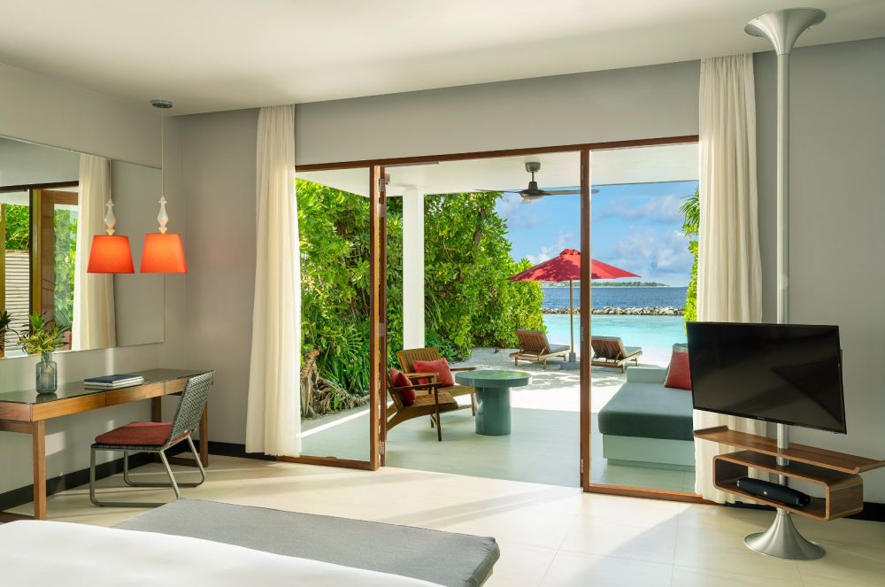 Beach Villa with Garden Pool/ Beach Villa with Pool, Dhigali Maldives 5*