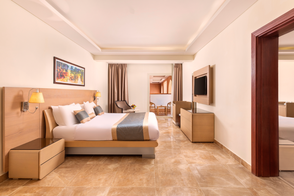 Family Room, Alf Leila Wa Leila 4*