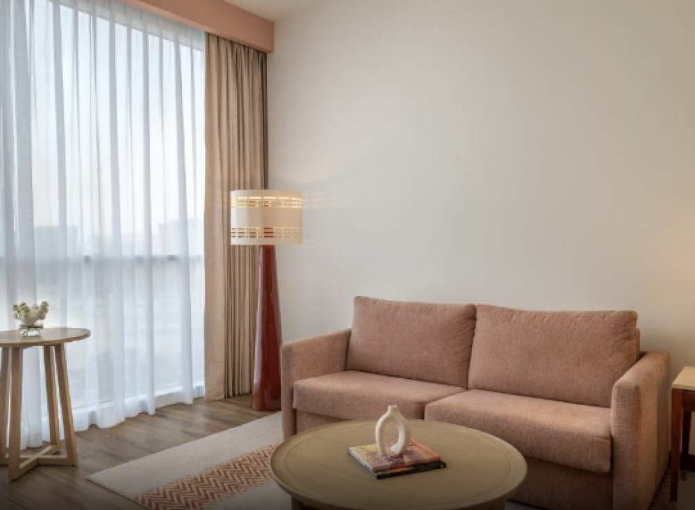 1 Queen Family Suite Plaza View, Yas Plaza Circuit (ex. Centro Yas Island Rotana) 3*
