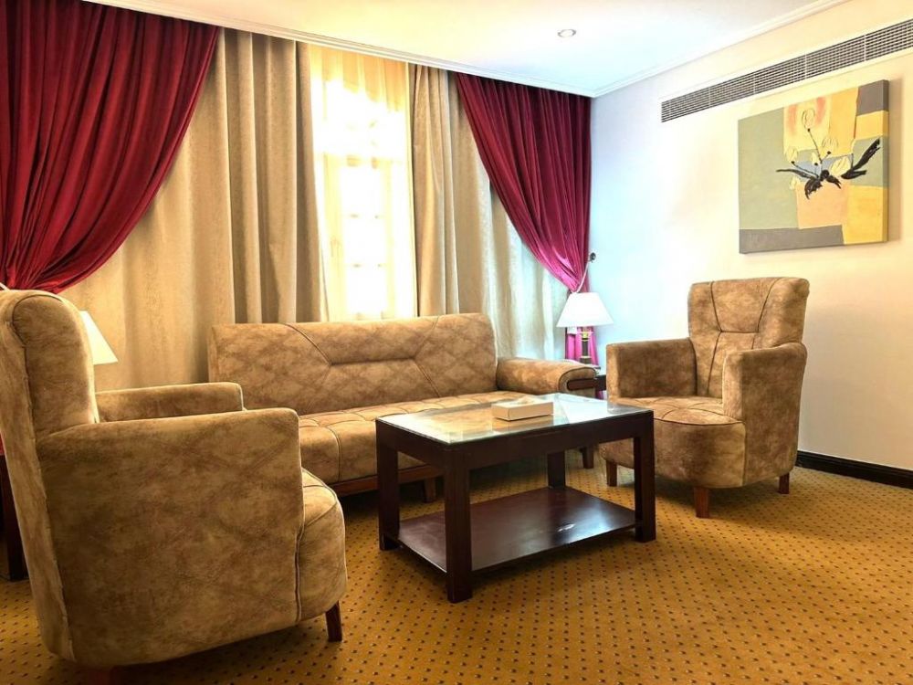 Suite, Caesar Hotel 3*