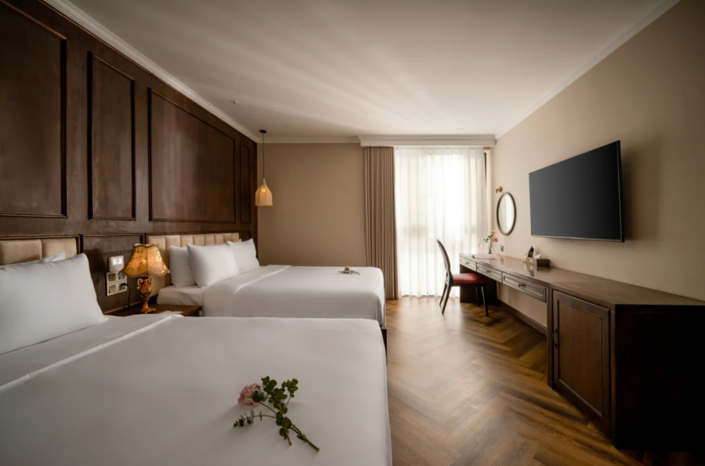 Executive Triple, Golden Lotus Luxury 4*