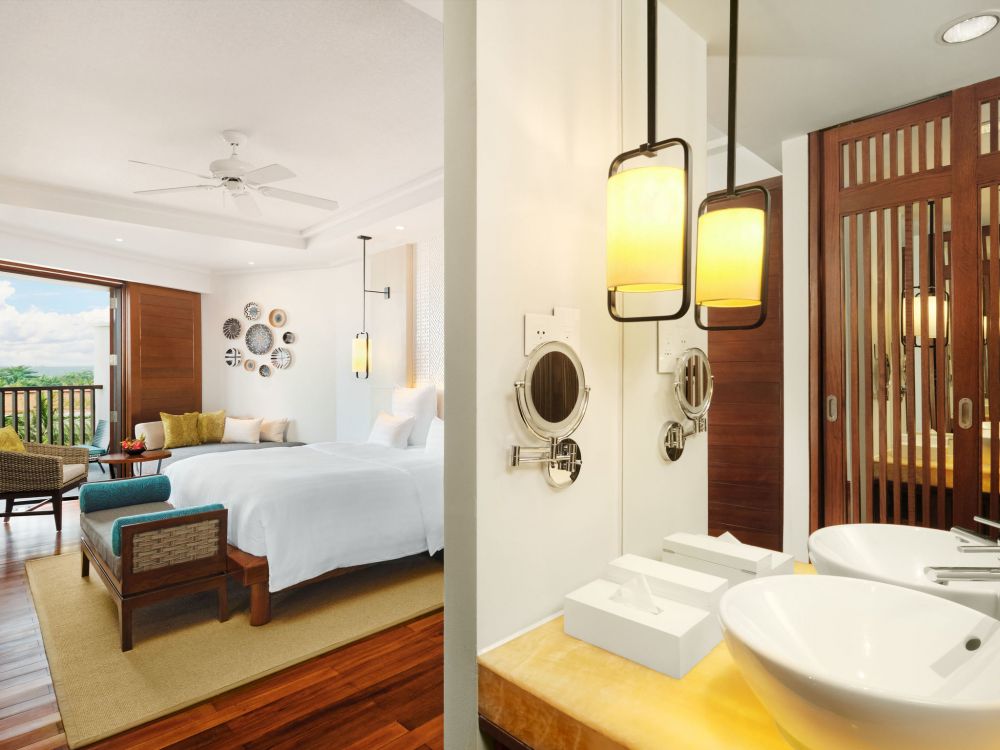 Family Suite, Pullman Danang Beach Resort 5*