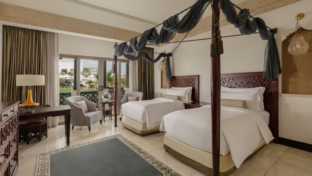 Deluxe Resort/PV Room, Sharq Village & Spa, a Ritz-Carlton Hotel 5*