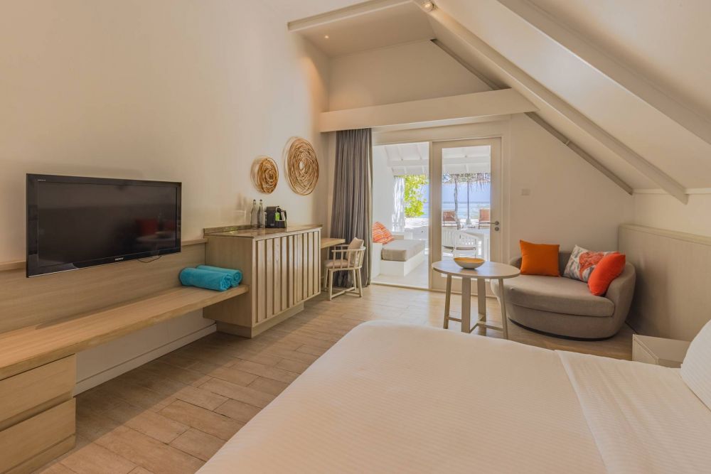 Beach Pavilion, LUX* South Ari Atoll 5*