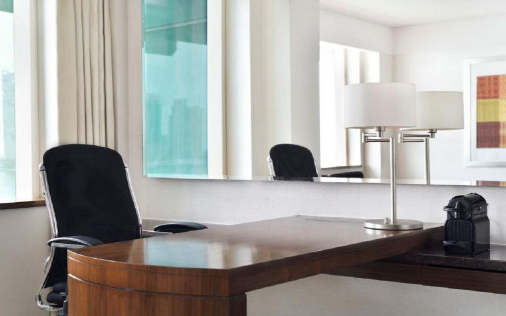 One King One Bedroom Suite Waterfront View, Crowne Plaza Dubai Festival City 5*