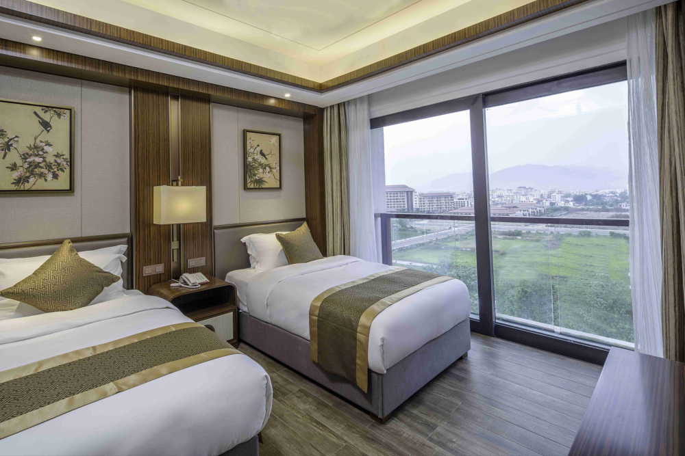 Super Seaview Three-Bedroom Suite, Jinghai Hotel & Resort 5*