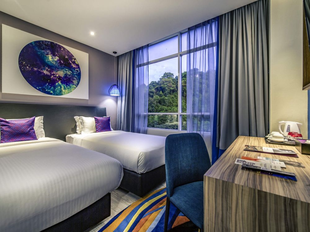 Superior View Room, Mercure Kota Kinabalu City Centre 4*