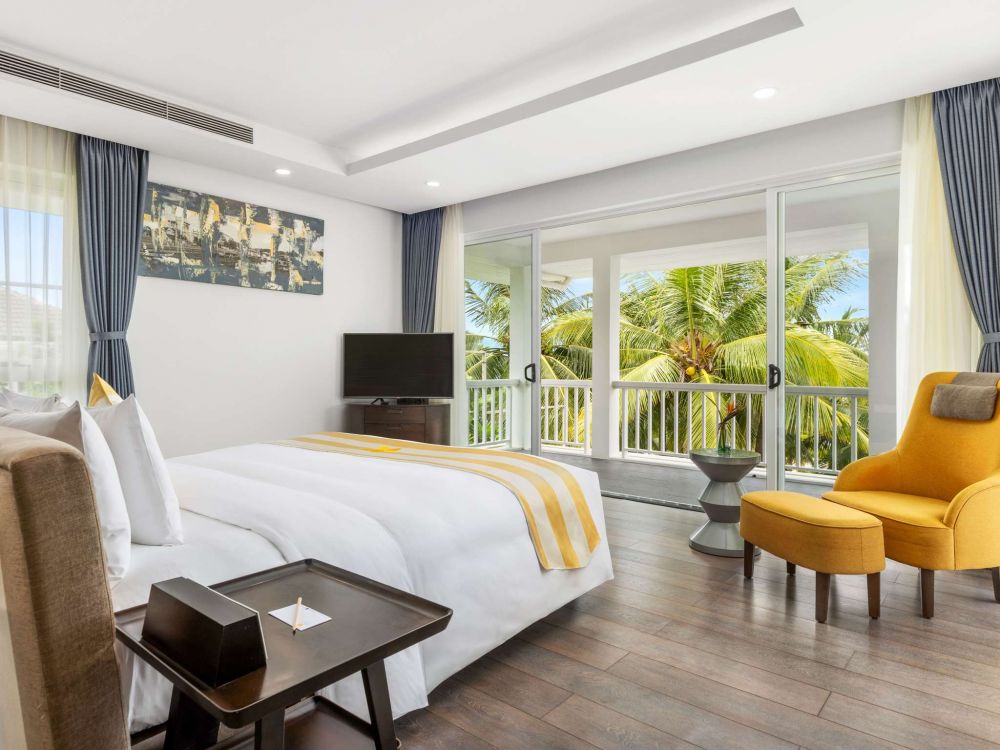 Beachfront Villa, Premier Village Danang Resort 5*