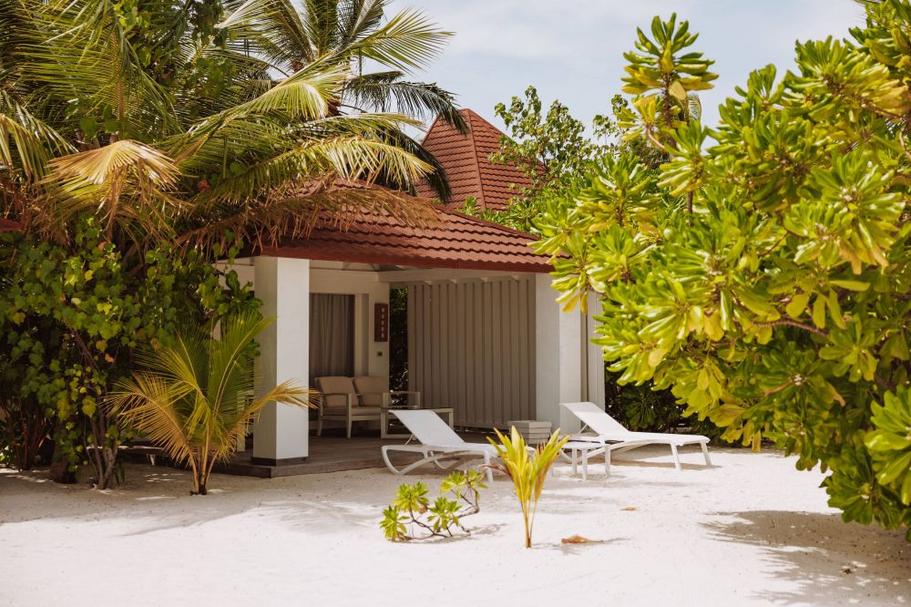 Beach Front Villa, Diamonds Thudufushi Island 5*