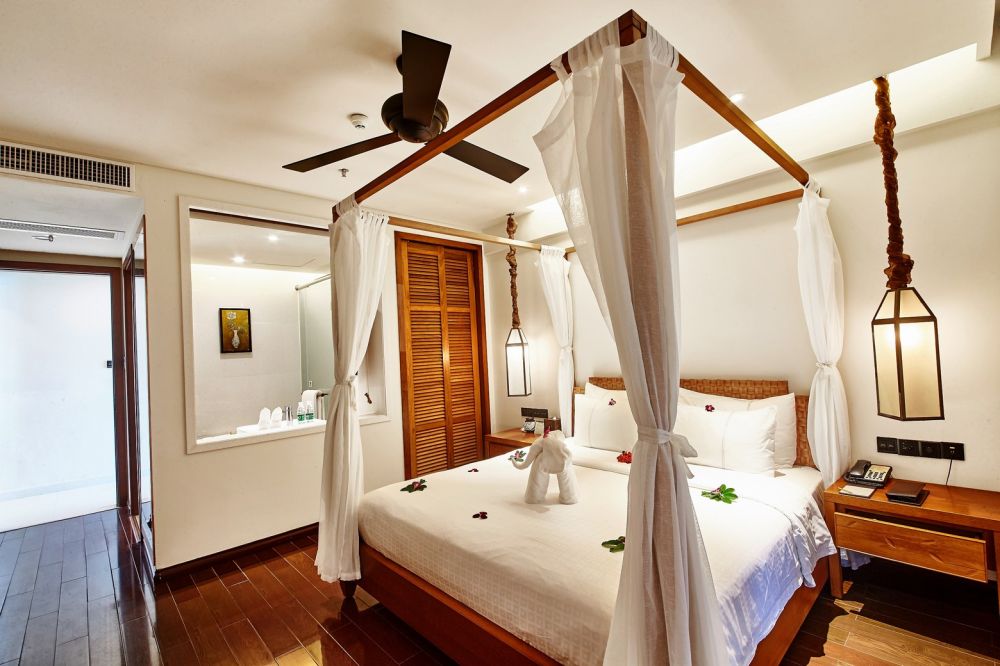 Panoramic Ocean View Suite, Ocean Sonic Resort Sanya 5*