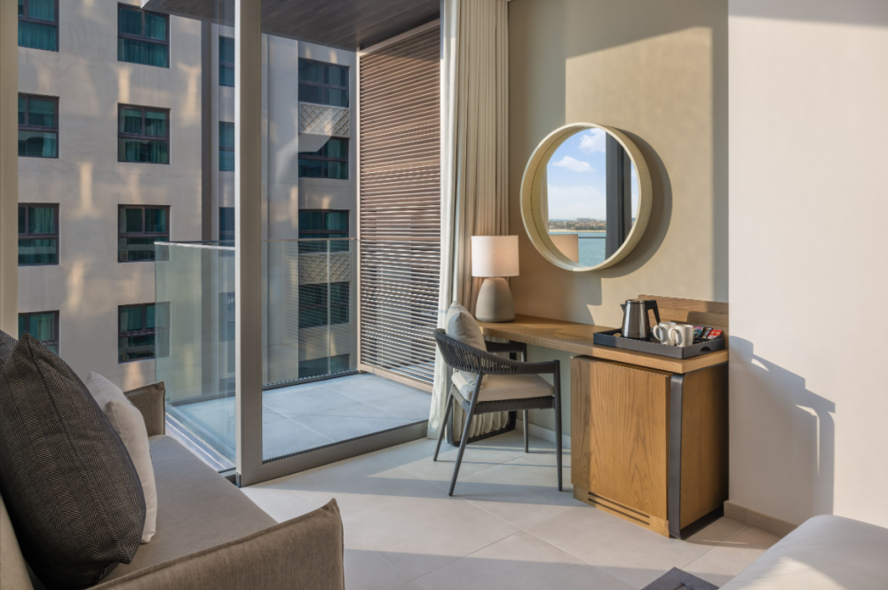 Superior Room/ PV, Radisson Beach Resort Palm Jumeirah 4*