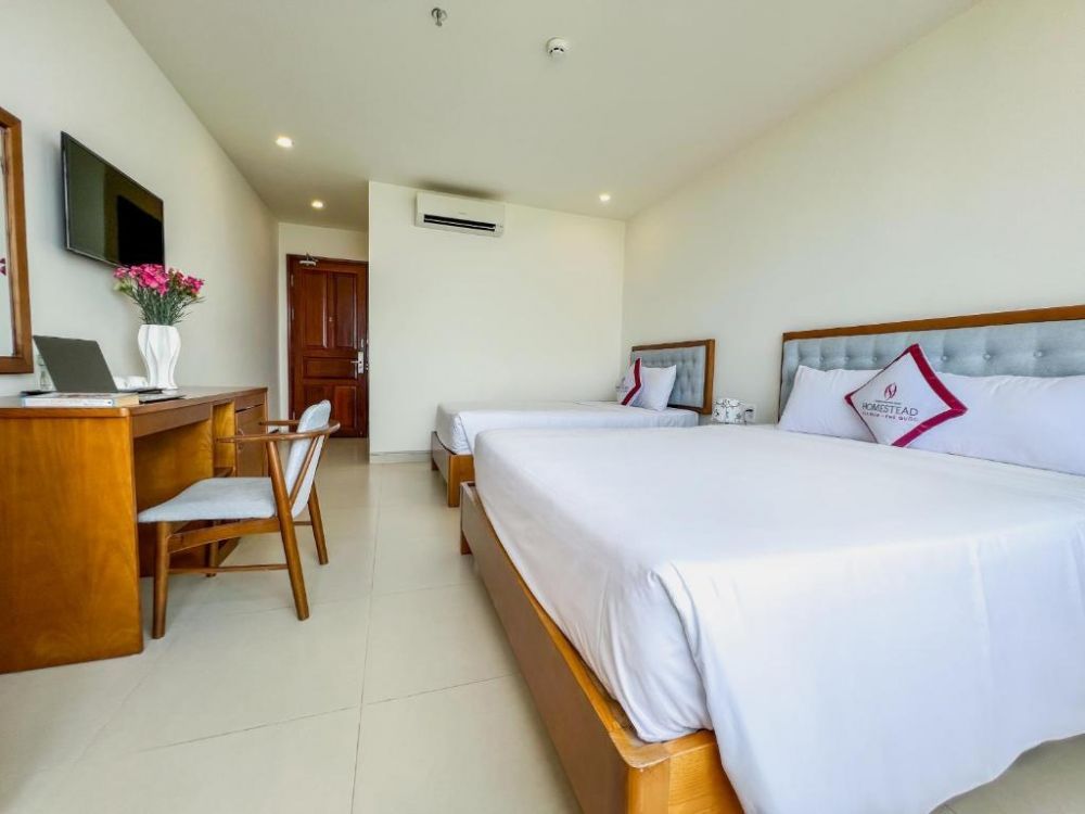 Deluxe DBL/TRPL, Homestead Sea View Phu Quoc 3*