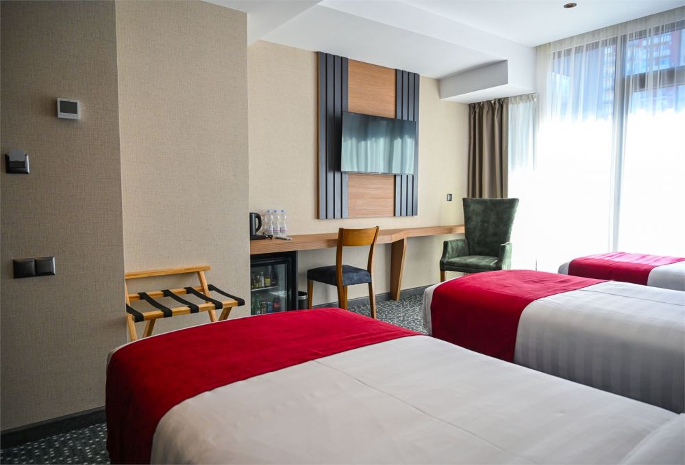 TRPL Room, Landmark Hotel 4*