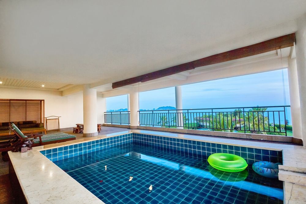 Elite Ocean View Suite, Ocean Sonic Resort Sanya 5*