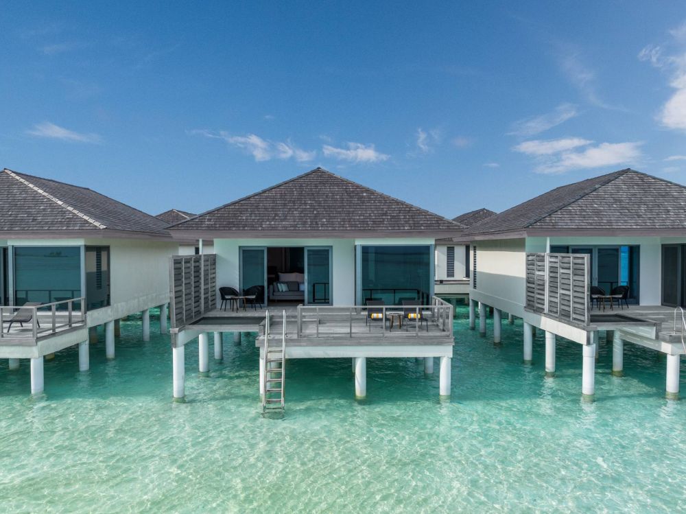 Sunrise/Sunset Overwater Villa, Le Meridien Maldives Resort & SPA 5*