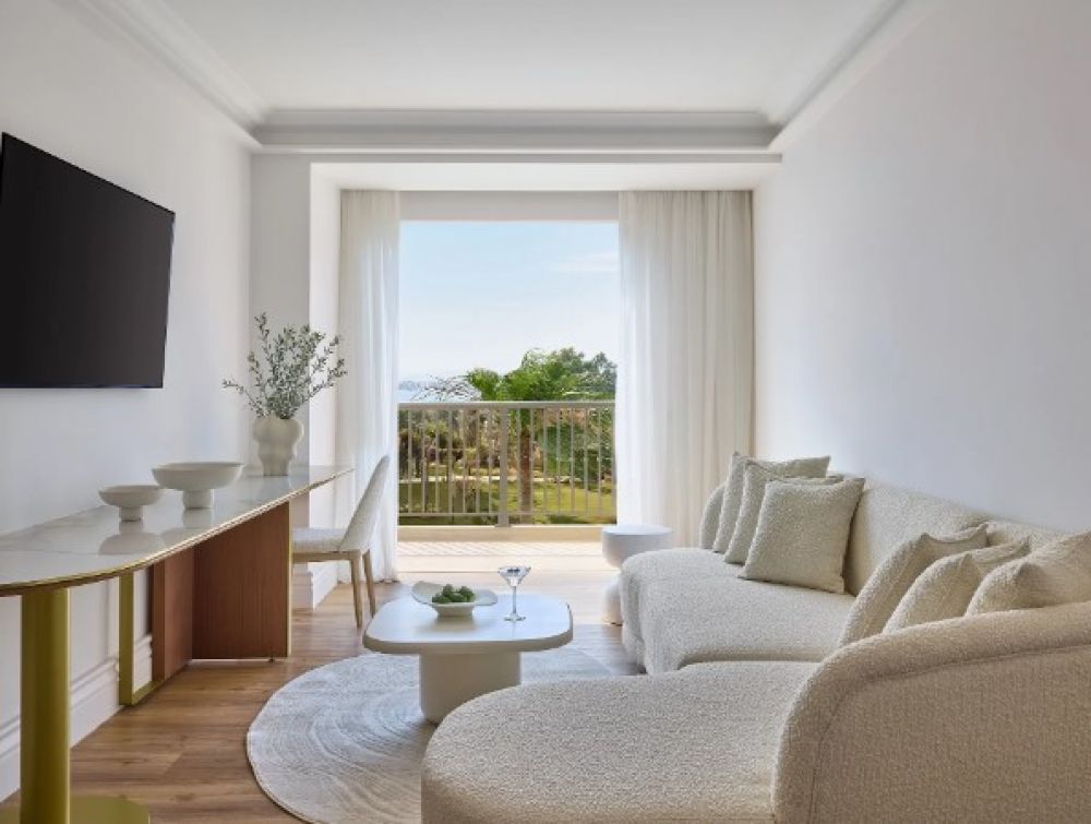 Deluxe Suite Sea Front, Grecotel Filoxenia Hotel 4*