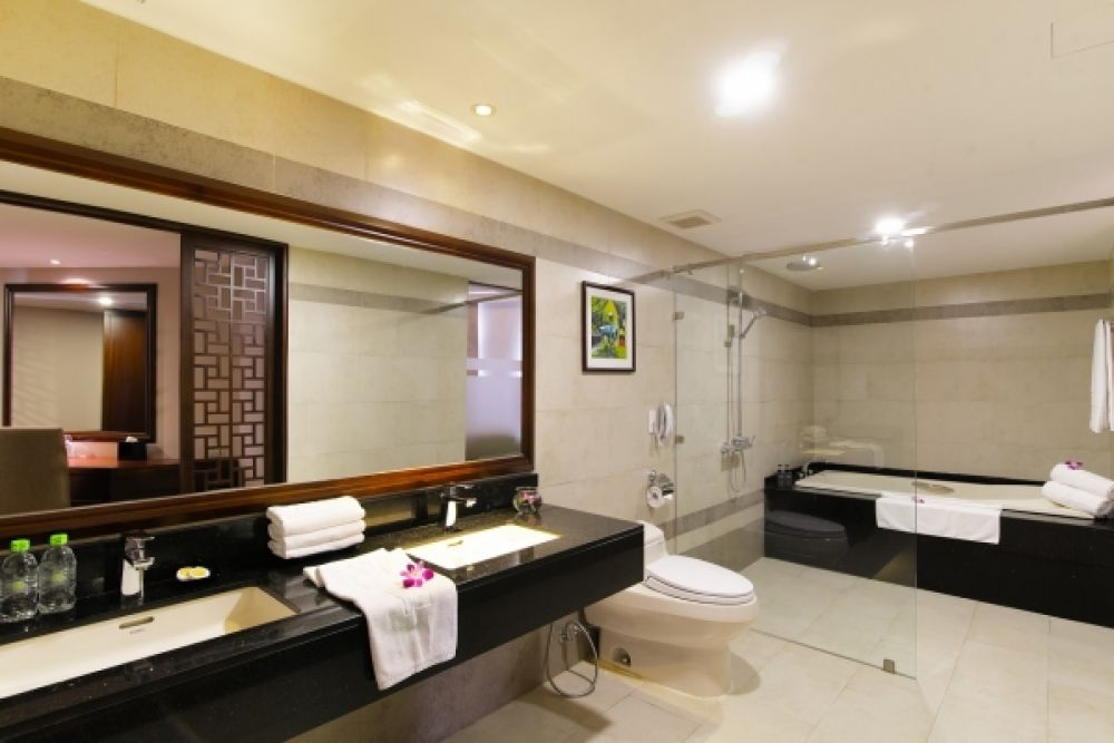 Premier Suite, Minh Toan Galaxy Hotel 4*