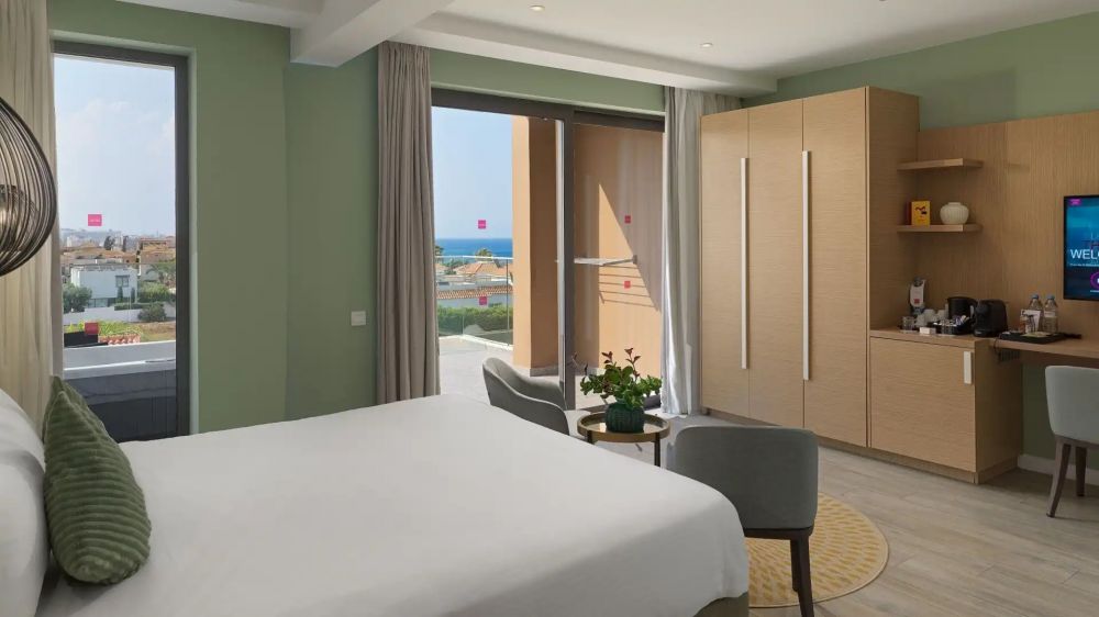 Superior Room SSV with Outdoor Hot Tub, Leonardo Crystal Cove Protaras (Adults Only 16+) 4*